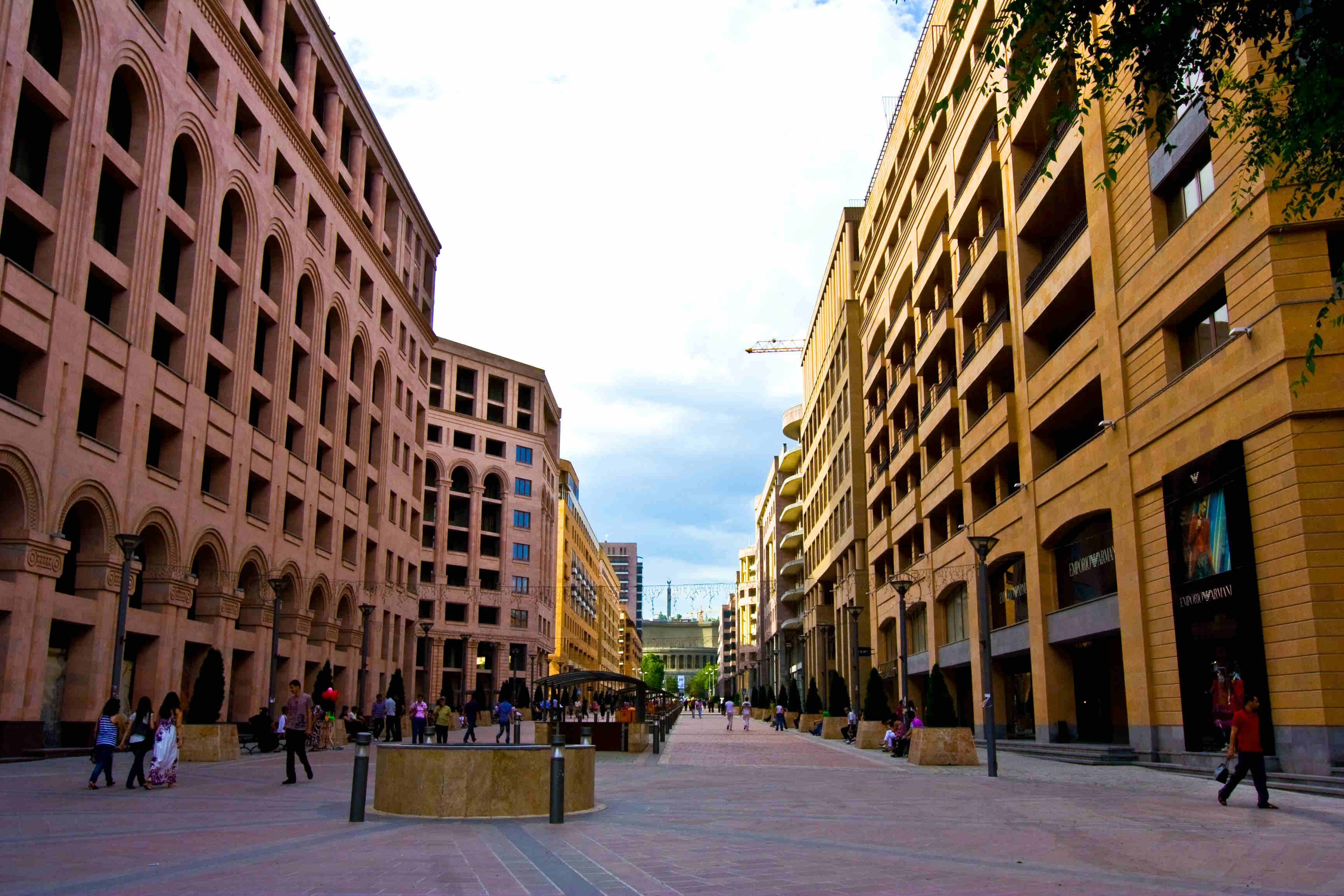 New buildings on Northern avenue